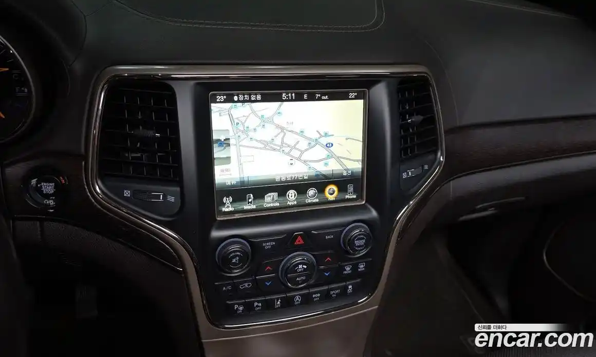 Jeep Cherokee 2017 3.0 Автомат в Москве № 232460, фото 19