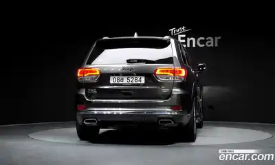 Jeep Cherokee 2017 3.0 Автомат в Москве № 232460, миниатюра 4