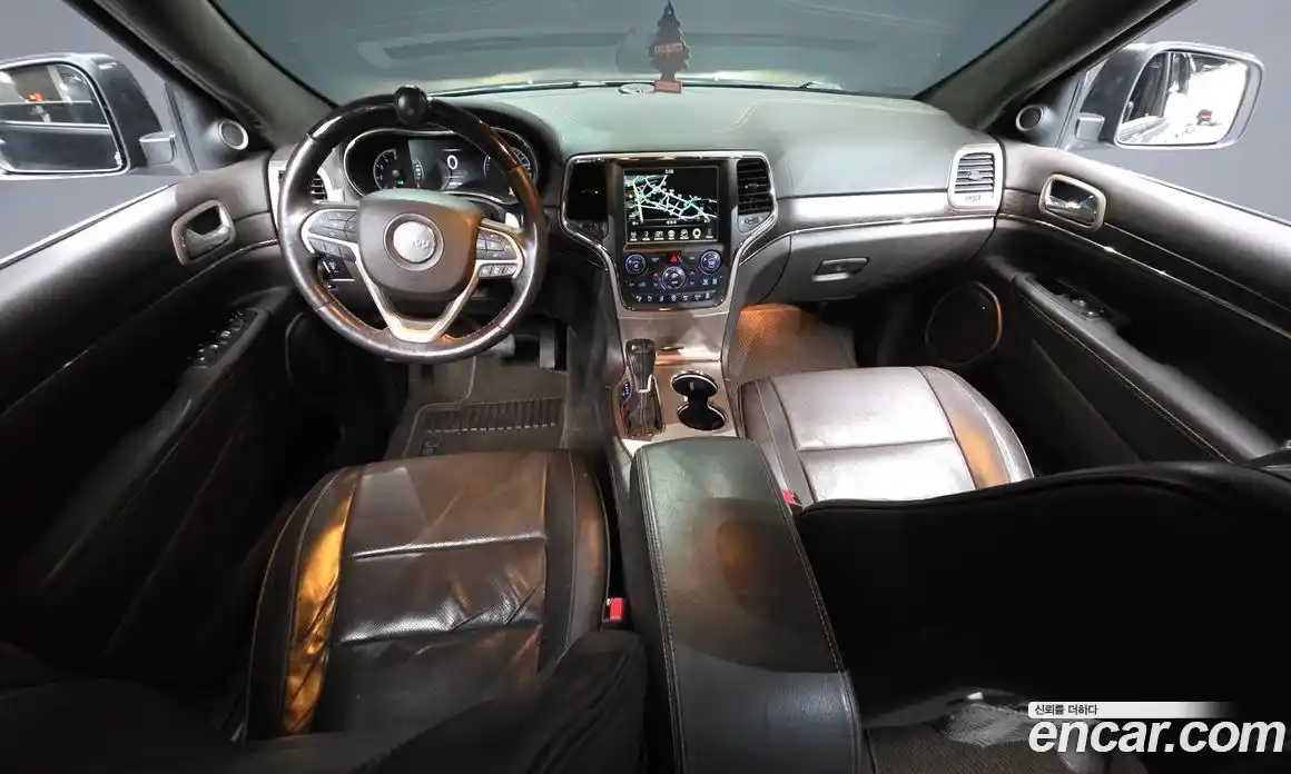 Jeep Cherokee 2017 3.0 Автомат в Москве № 232460, фото 6