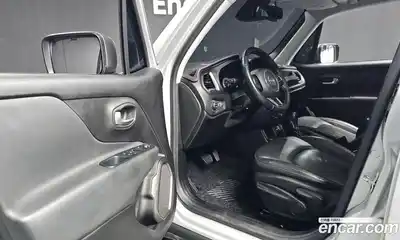 Jeep Renegade 2019 2.4 Автомат в Москве № 232710, миниатюра 4