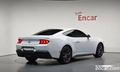 Ford Mustang 2024 2.3 Автомат в Москве № 233057, миниатюра 11