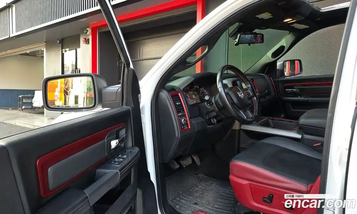 Dodge Ram Pick Up 2018 5.7 Автомат в Москве № 233560, фото 11