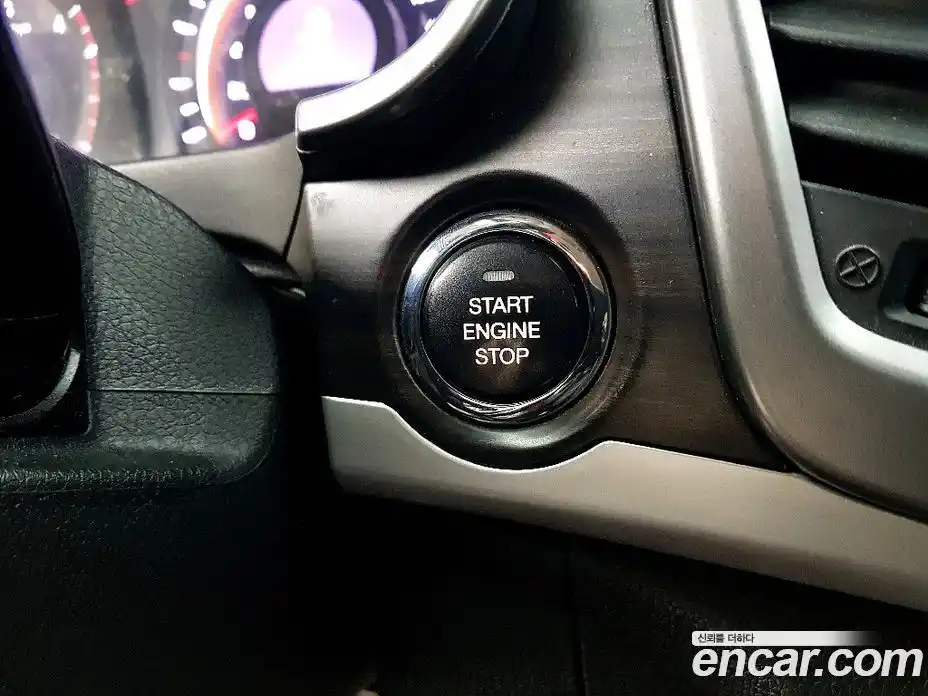 SsangYong Korando 2015 2.0 Автомат в Москве № 24201, фото 15