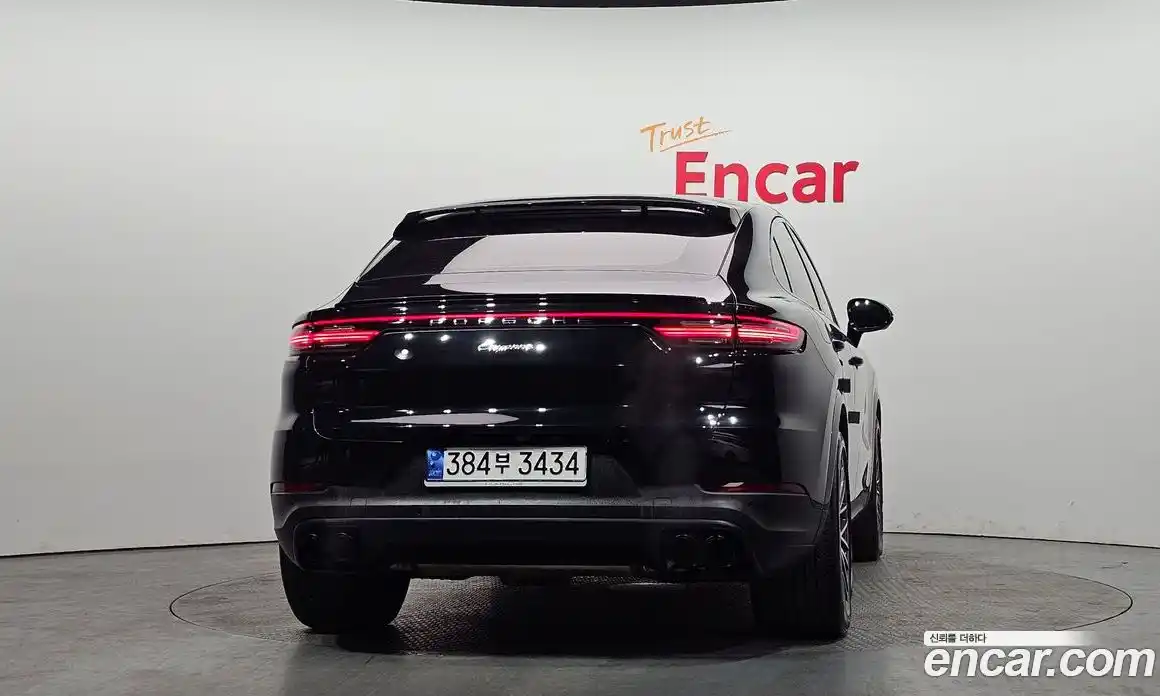 Porsche Cayenne 2023 3.0 Автомат в Москве № 251406, фото 4