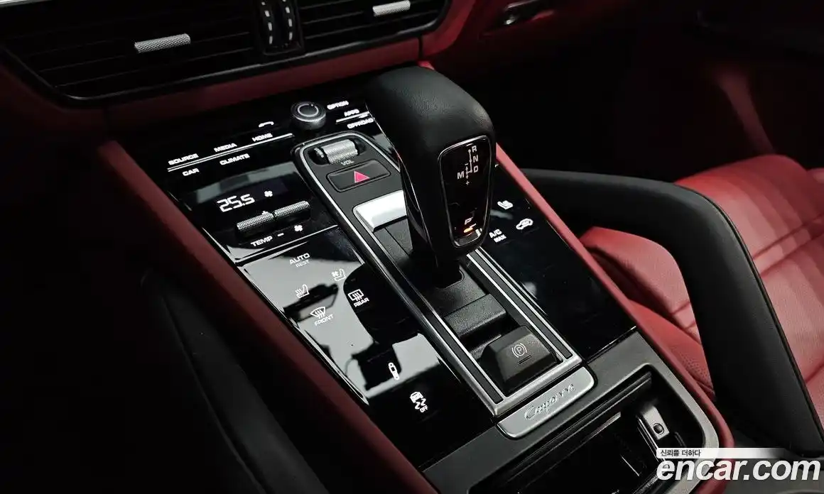 Porsche Cayenne 2023 3.0 Автомат в Москве № 251406, фото 9