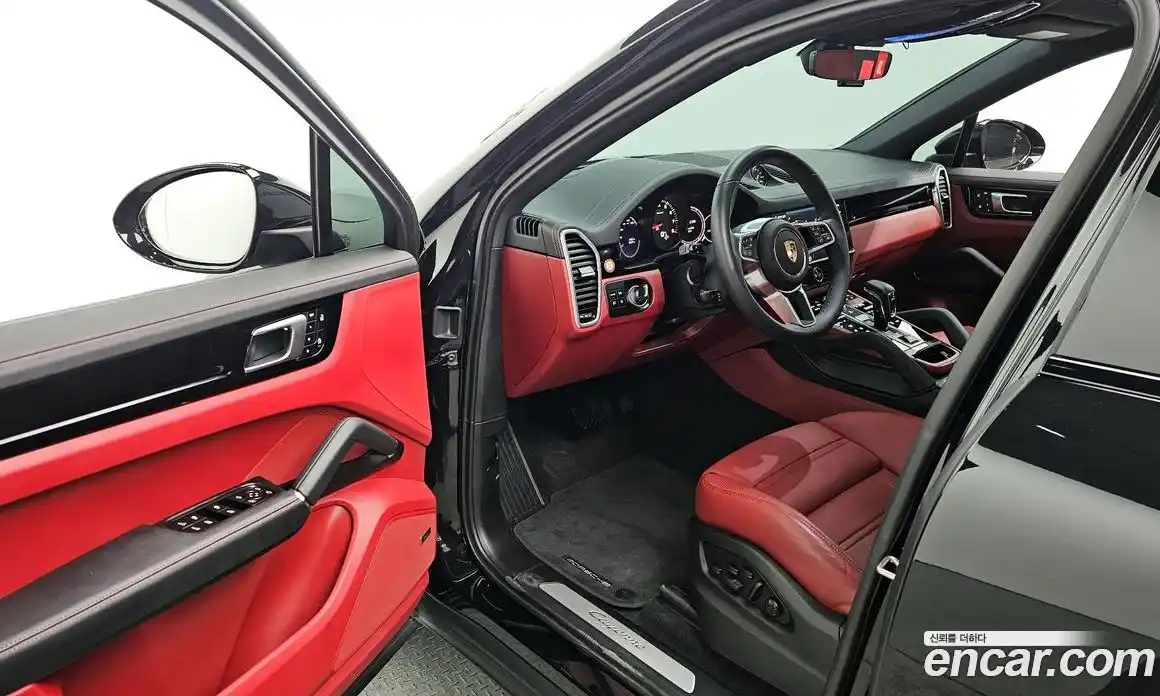 Porsche Cayenne 2023 3.0 Автомат в Москве № 251406, фото 10