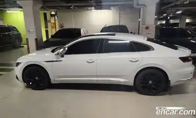 Volkswagen Arteon 2019 2.0 Автомат в Москве № 255152, миниатюра 4