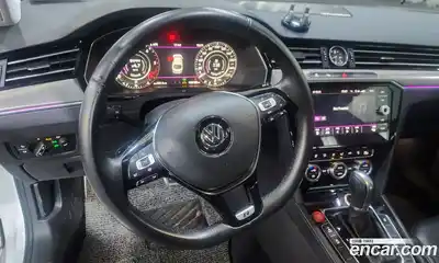 Volkswagen Arteon 2019 2.0 Автомат в Москве № 255152, миниатюра 5