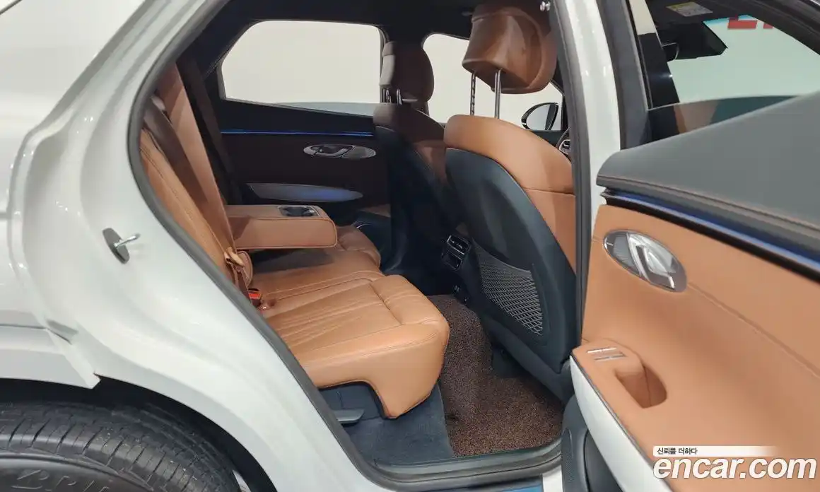 Genesis GV70 2025 2.5 Автомат в Москве № 258378, фото 19