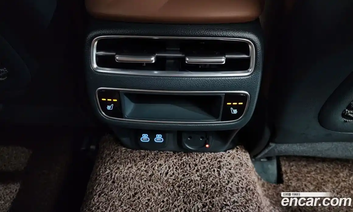 Genesis GV70 2025 2.5 Автомат в Москве № 258378, фото 20