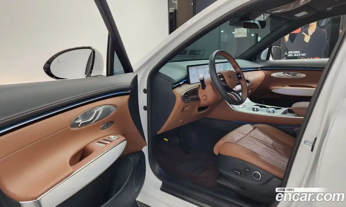 Genesis GV70 2025 2.5 Автомат в Москве № 258378, фото 4