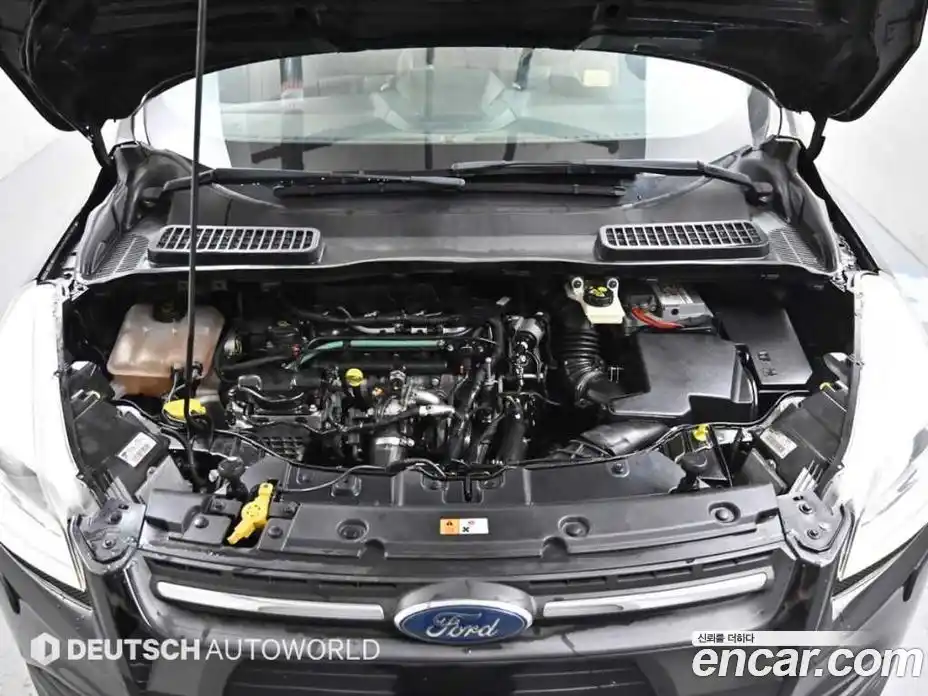 Ford Kuga 2016 2.0 Автомат в Москве № 260114, фото 6