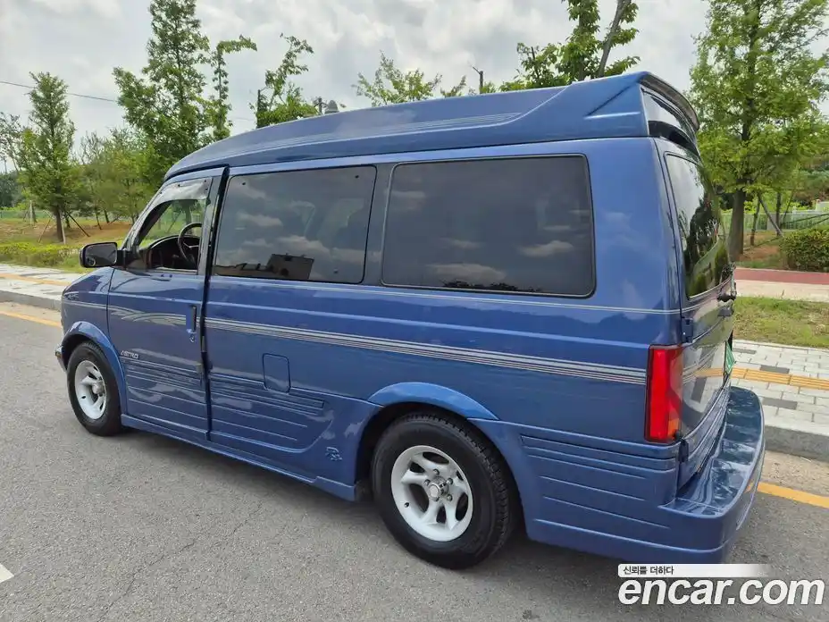 Chevrolet Astro Van 1997 4.3 Автомат в Москве № 260683, фото 15