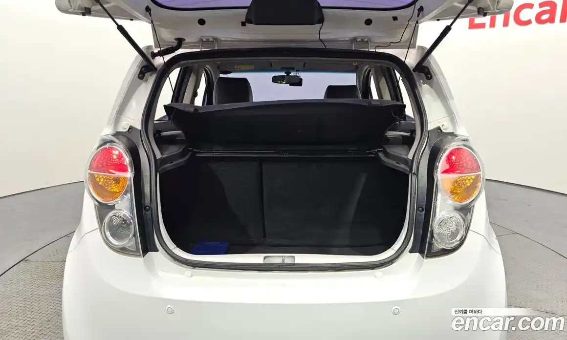 Chevrolet Spark 2012 1.0 Автомат в Москве № 263288, фото 7