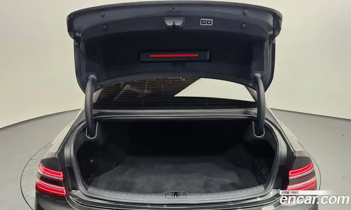 Genesis G80 2024 2.5 Автомат в Москве № 26881, фото 16