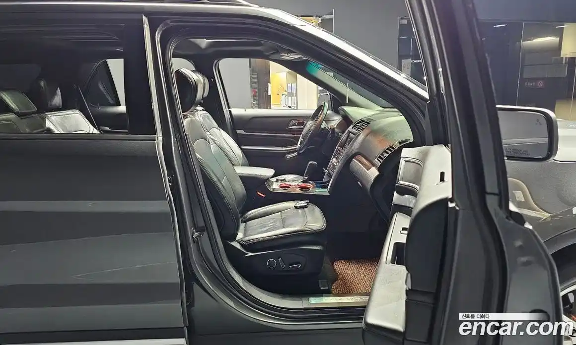 Ford Explorer 2016 2.3 Автомат в Москве № 273466, фото 1