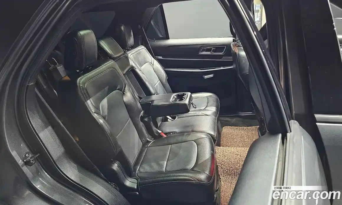 Ford Explorer 2016 2.3 Автомат в Москве № 273466, фото 13