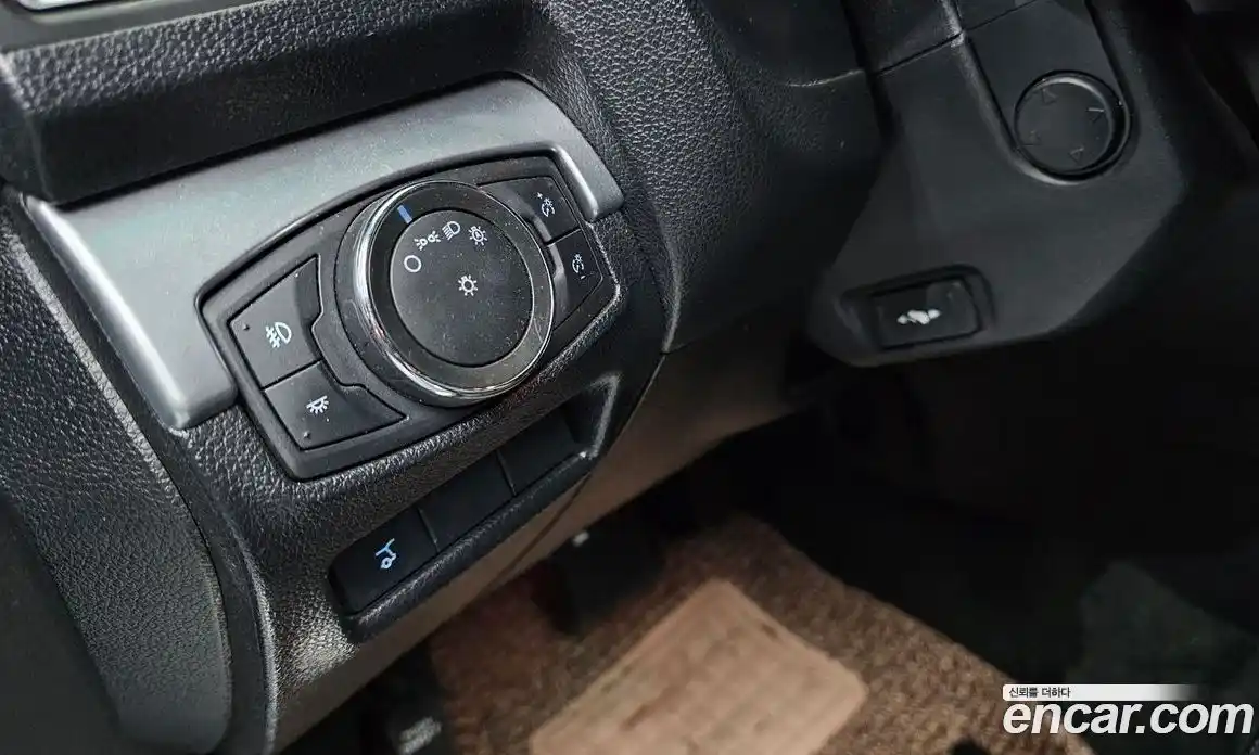 Ford Explorer 2016 2.3 Автомат в Москве № 273466, фото 20