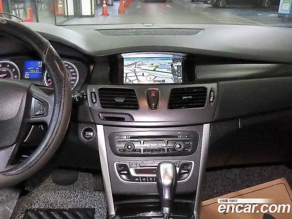 Renault SM5 2019 2.0 Автомат в Москве № 277218, фото 11