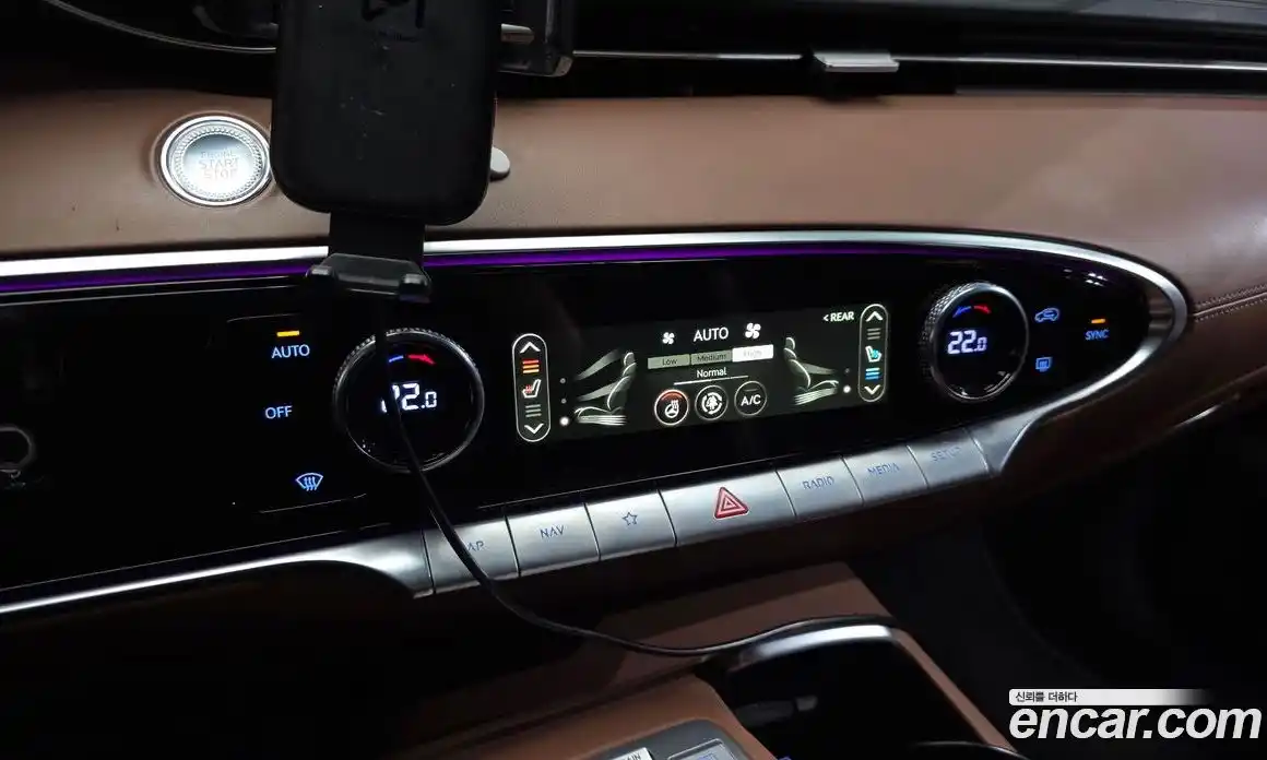 Genesis GV70 2021 2.5 Автомат в Москве № 27724, фото 18