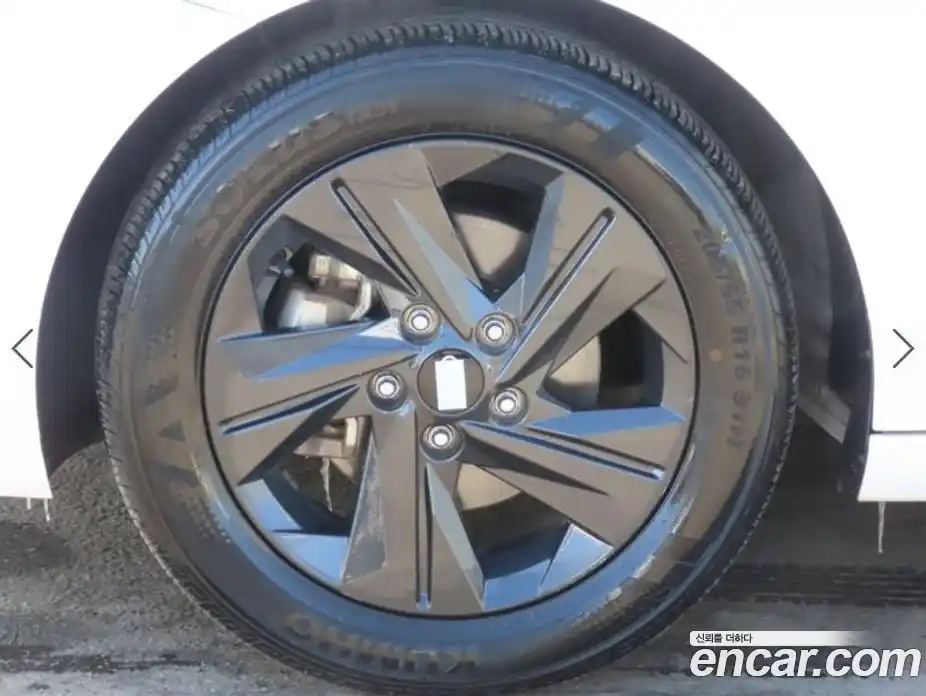 Hyundai Avante 2023 1.6 Автомат в Москве № 280669, фото 20