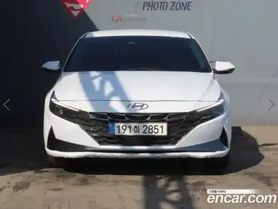 Hyundai Avante 2023 1.6 Автомат в Москве № 280669, миниатюра 2