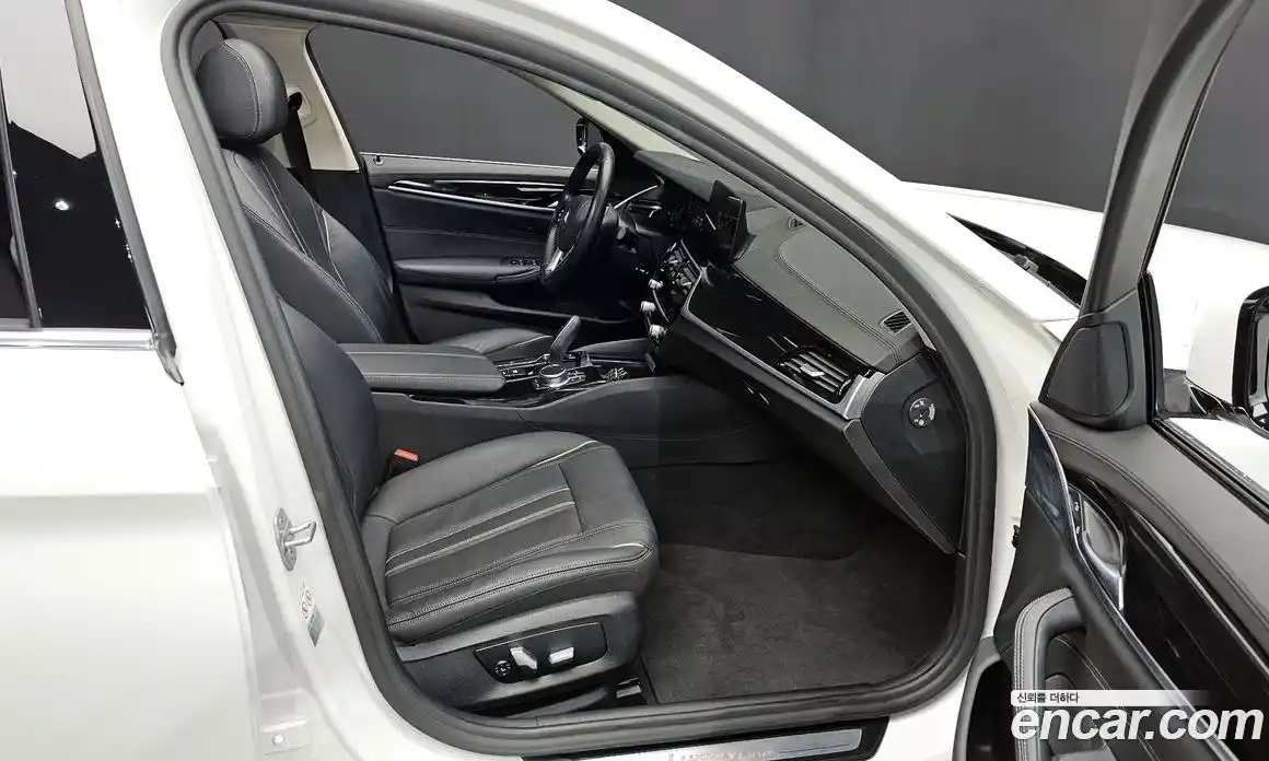 BMW 5-Series 2019 2.0 Автомат в Москве № 282049, фото 13