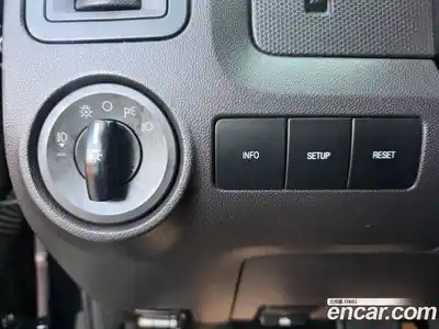 Ford Escape 2010 2.5 Автомат в Москве № 282267, миниатюра 12