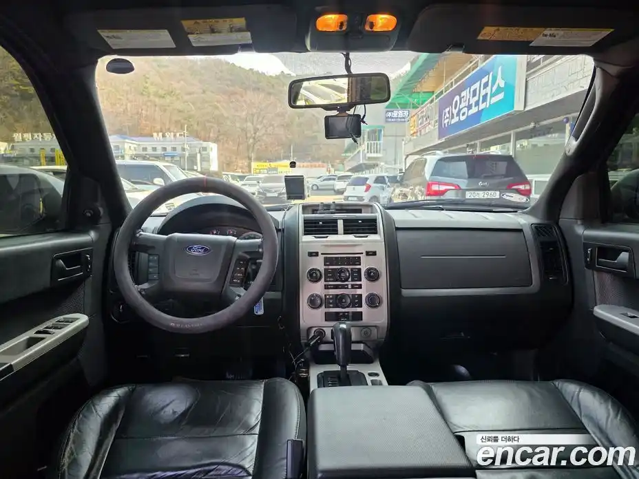 Ford Escape 2010 2.5 Автомат в Москве № 282267, фото 9