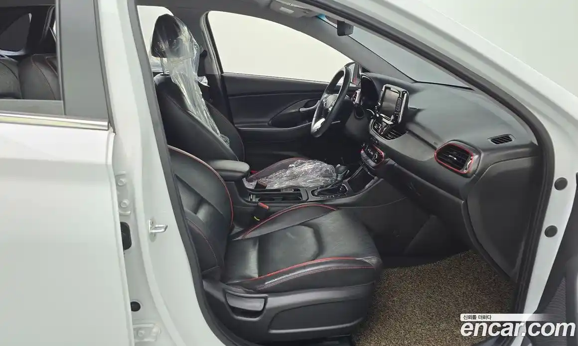 Hyundai i30 2018 1.4 Автомат в Москве № 283585, фото 11