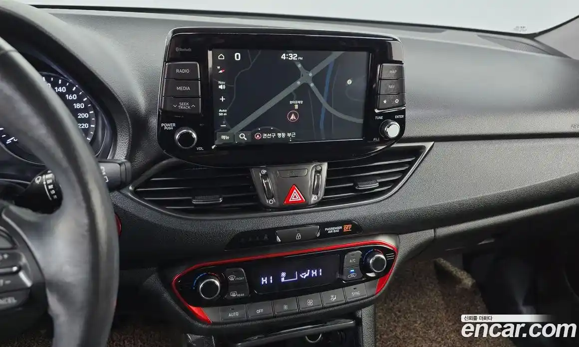 Hyundai i30 2018 1.4 Автомат в Москве № 283585, фото 14