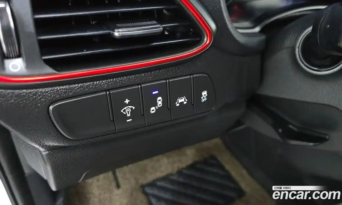 Hyundai i30 2018 1.4 Автомат в Москве № 283585, фото 17