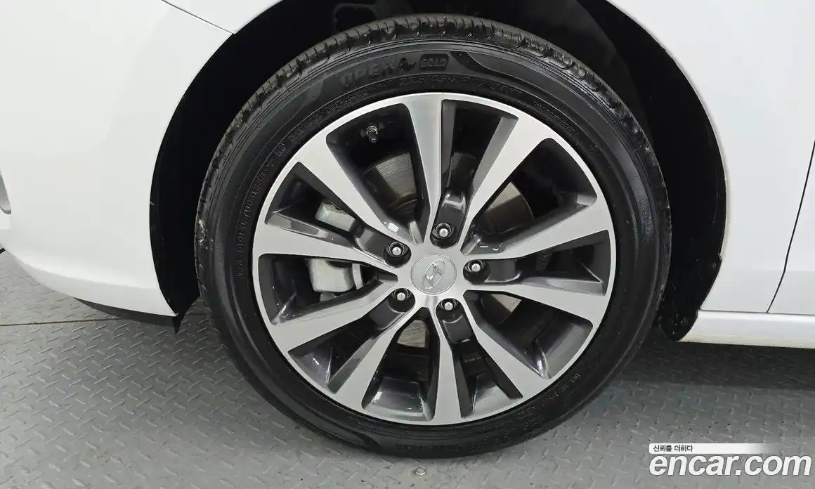 Hyundai i30 2018 1.4 Автомат в Москве № 283585, фото 5