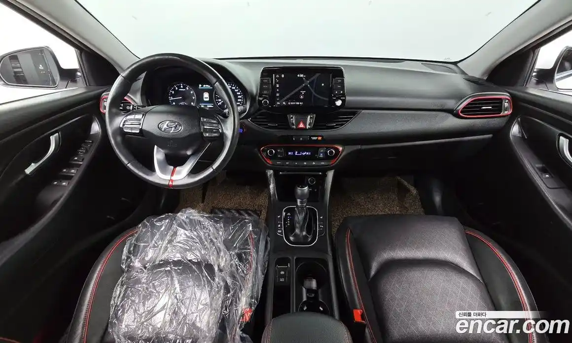 Hyundai i30 2018 1.4 Автомат в Москве № 283585, фото 7