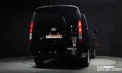 Hyundai Staria, 2025