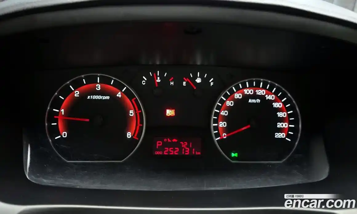 SsangYong Korando 2015 2.0 Автомат в Москве № 291557, фото 17