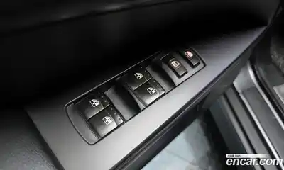 SsangYong Korando 2015 2.0 Автомат в Москве № 291557, миниатюра 4