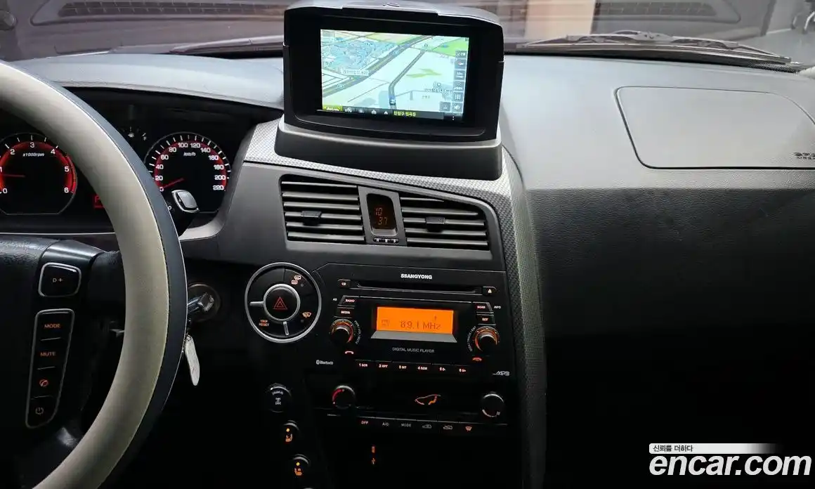 SsangYong Korando 2015 2.0 Автомат в Москве № 291557, фото 9