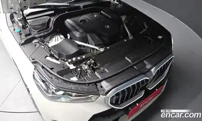 BMW 5-Series 2024 2.0 Автомат в Москве № 302345, миниатюра 6