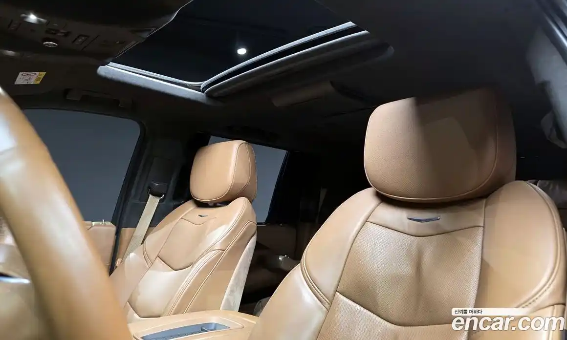 Cadillac Escalade 2017 6.2 Автомат в Москве № 306847, фото 18