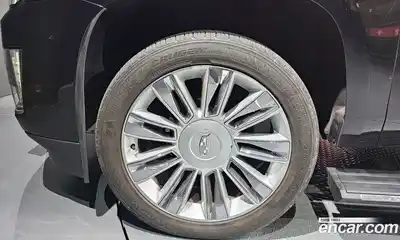 Cadillac Escalade 2017 6.2 Автомат в Москве № 306847, миниатюра 5