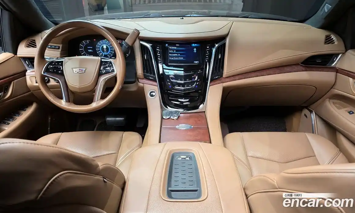 Cadillac Escalade 2017 6.2 Автомат в Москве № 306847, фото 7