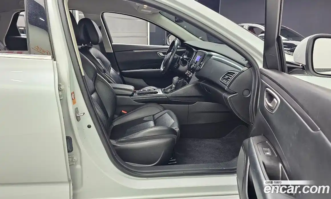 Renault SM6 2019 2.0 Автомат в Москве № 317024, фото 17