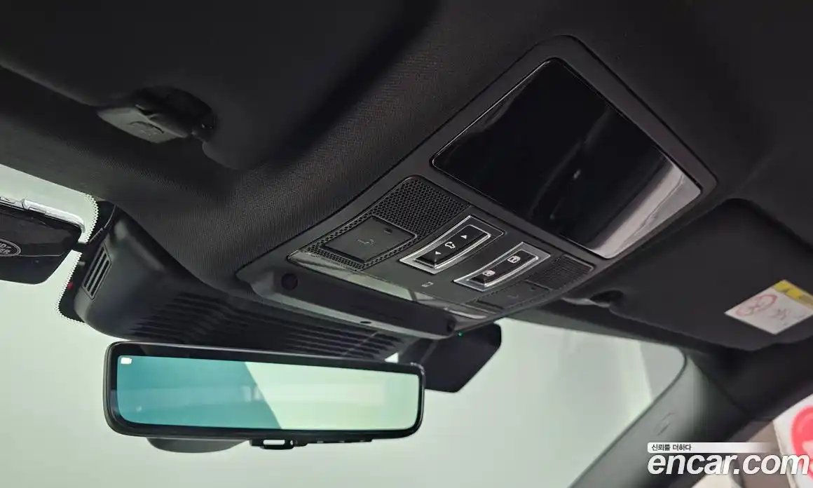 Land Rover Range-Rover Evoque 2025 2.0 Автомат в Москве № 327868, фото 14