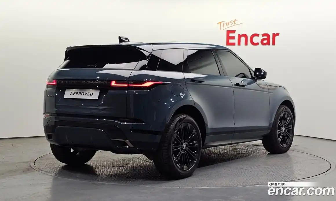 Land Rover Range-Rover Evoque 2025 2.0 Автомат в Москве № 327868, фото 16