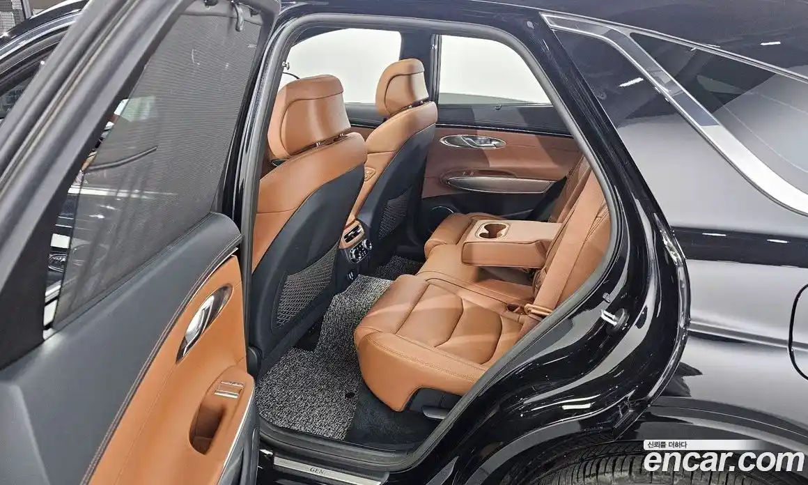 Genesis GV70 2023 2.5 Автомат в Москве № 328511, фото 4