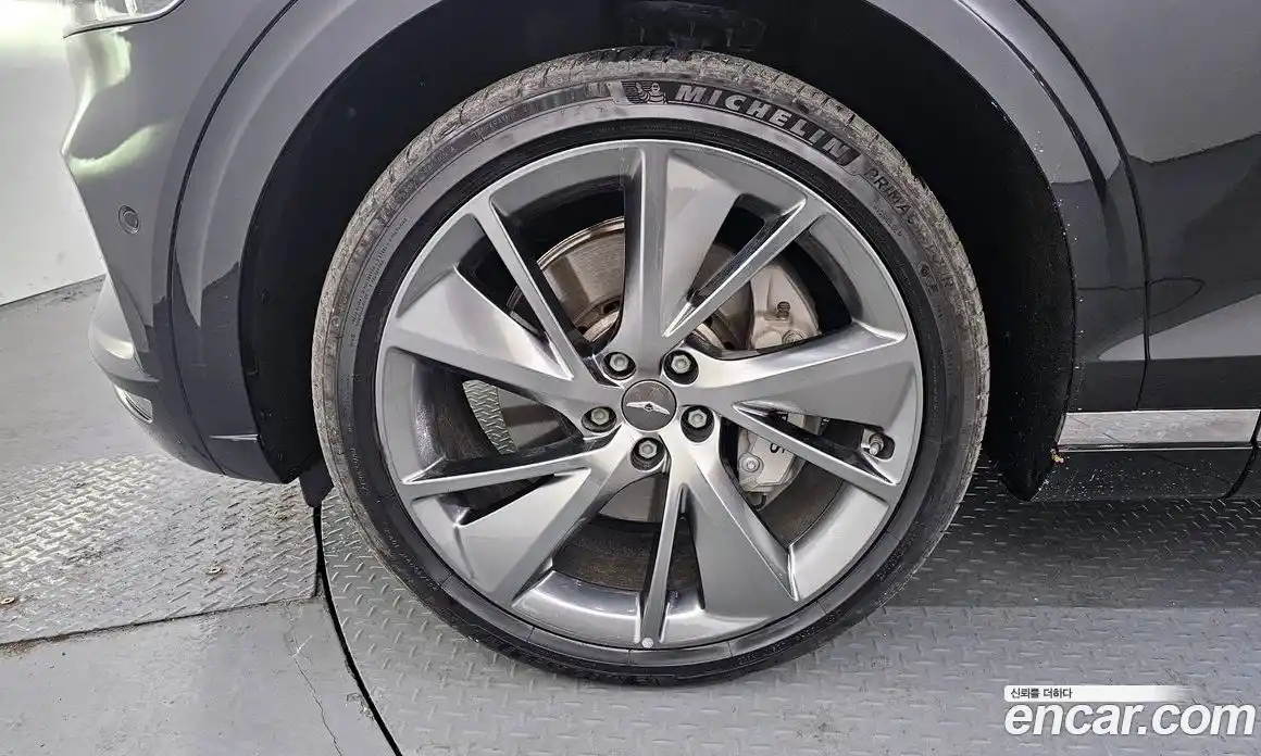 Genesis GV70 2023 2.5 Автомат в Москве № 328511, фото 9