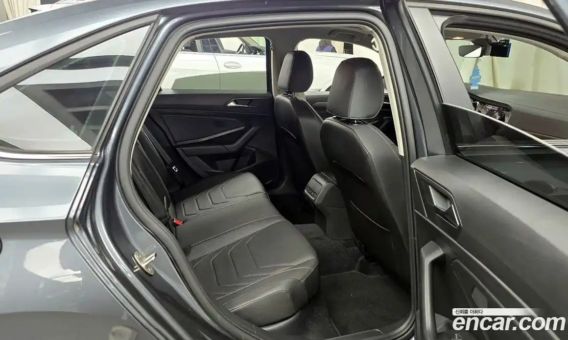 Volkswagen Jetta 2021 1.4 Автомат в Москве № 329782, фото 12