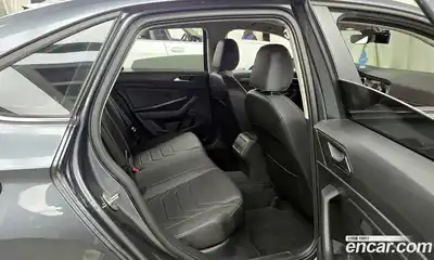 Volkswagen Jetta 2021 1.4 Автомат в Москве № 329782, миниатюра 12