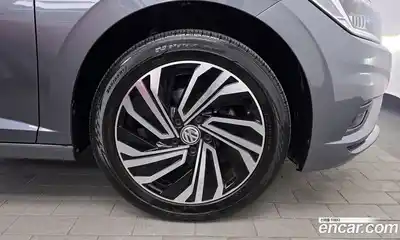 Volkswagen Jetta 2021 1.4 Автомат в Москве № 329782, миниатюра 5